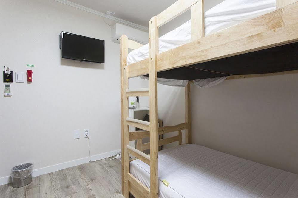 Guesthouse Dodam I Сеул Екстер'єр фото